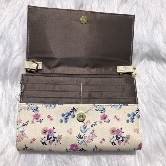 Nicole by Nicole Miller Vegan Leather Clutch - Picture 3 of 5